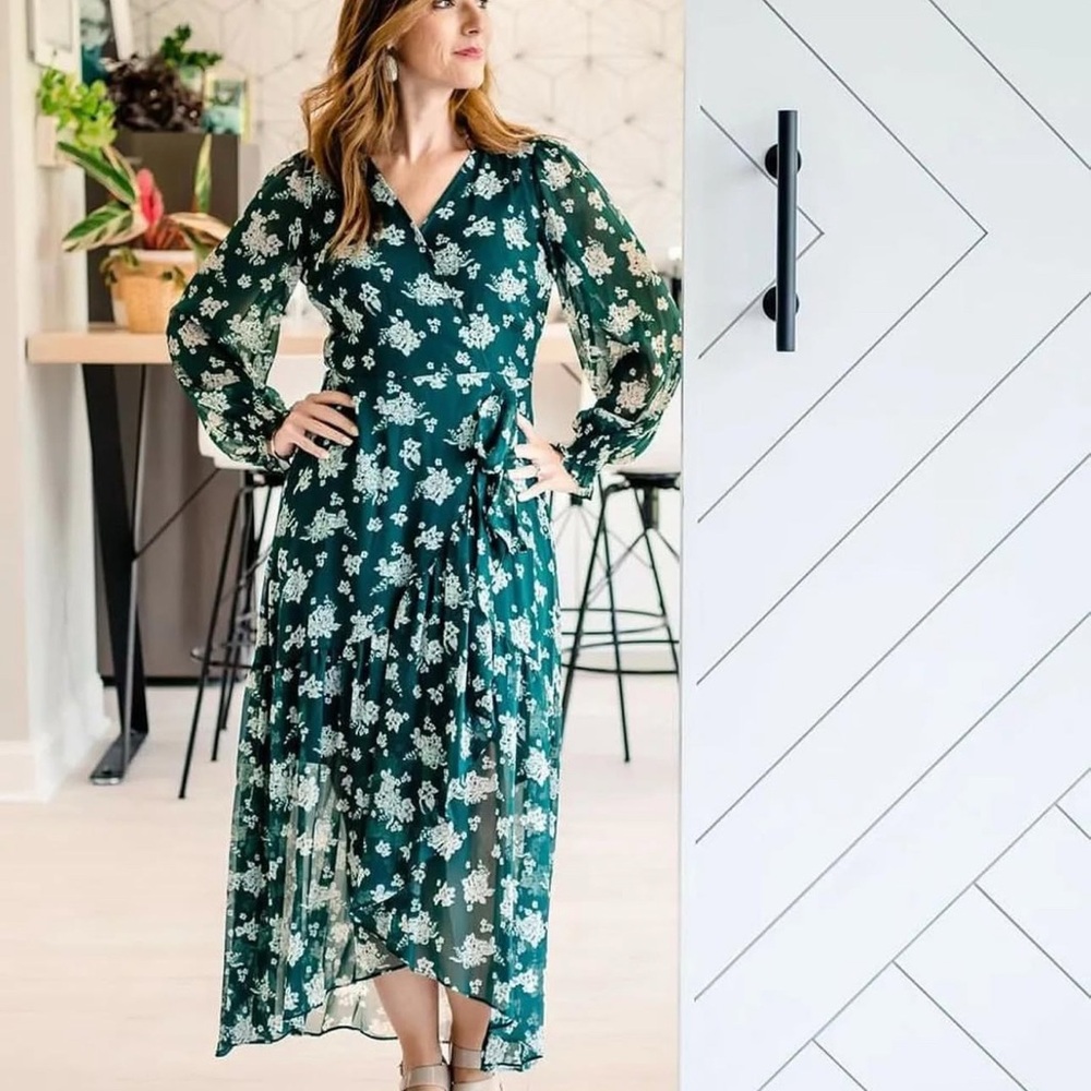Lauren Conrad Wrap Floral Dress 1X Ladies Womens